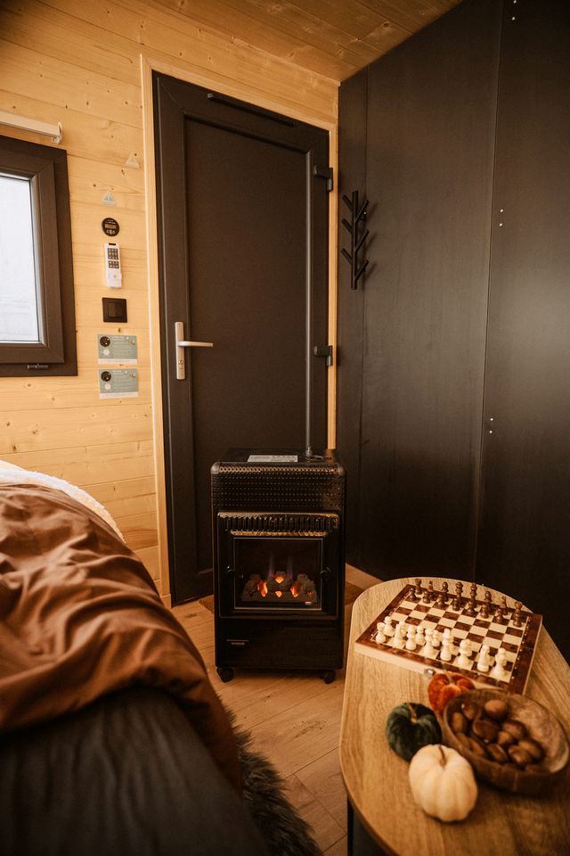 Stunning Eco-Lodge with Panoramic Pyrenees Views Near Escouloubre, France