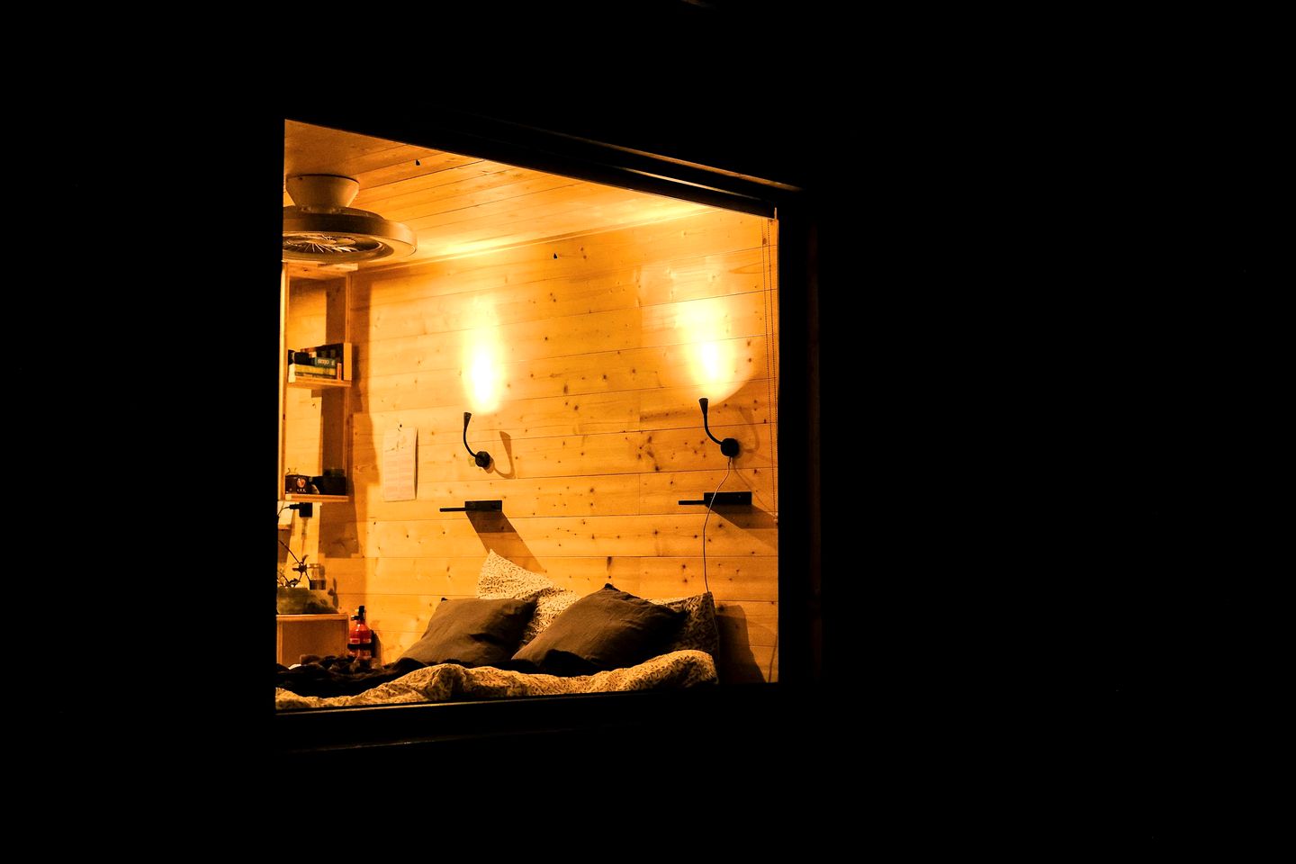 Tranquil Countryside Tiny Home with Eco-Friendly Comfort Near Puybegon, France