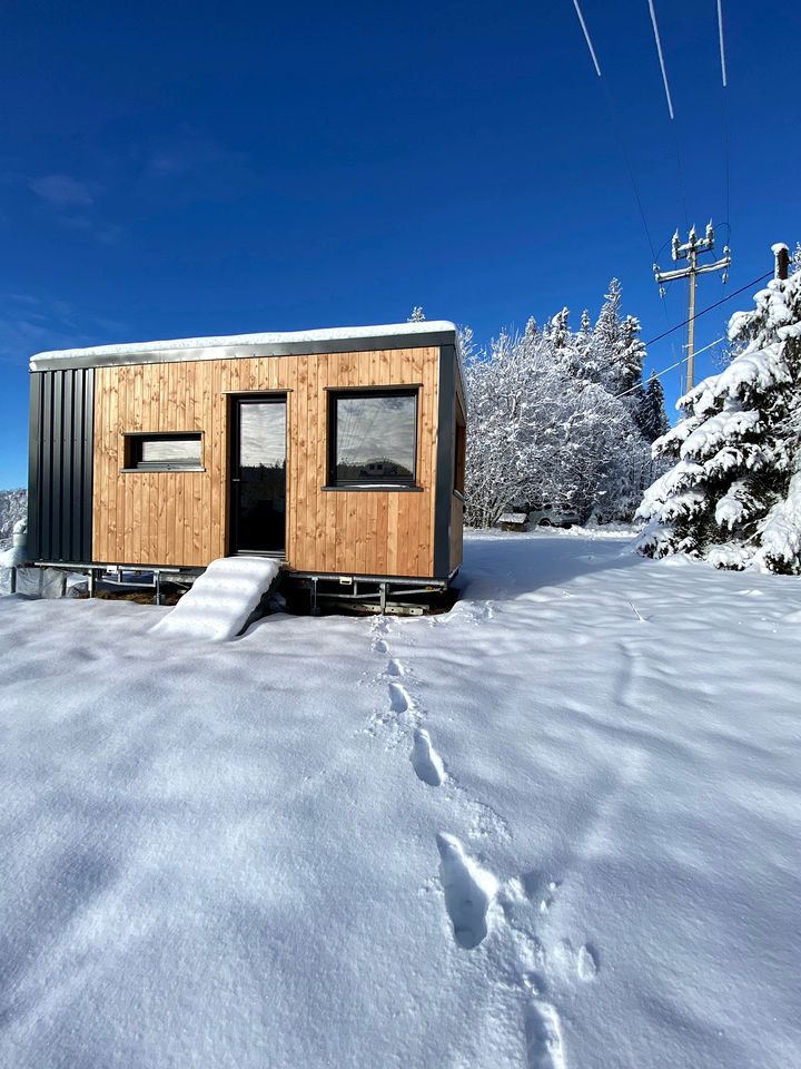 Secluded Off-Grid Mountain Home with Stunning Jura Views Near Septmoncel les Molunes, France