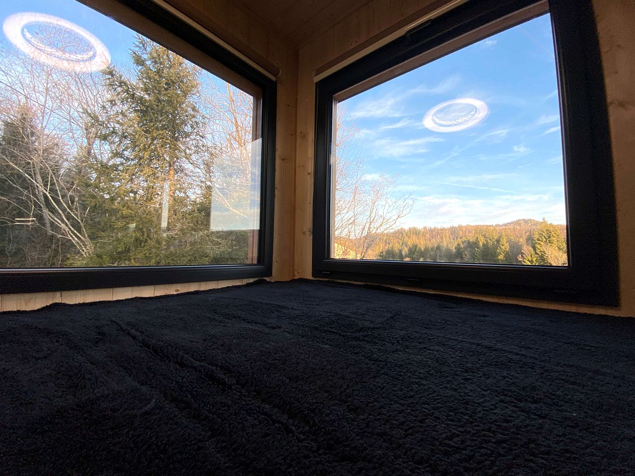 Secluded Off-Grid Mountain Home with Stunning Jura Views Near Septmoncel les Molunes, France