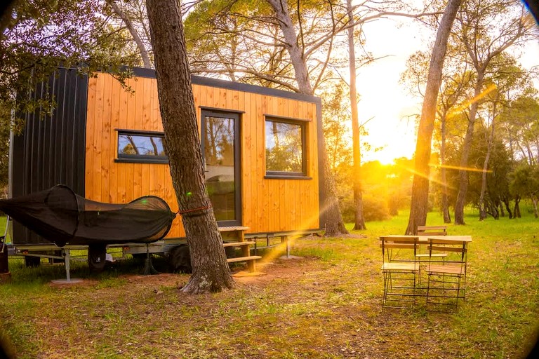 Vacation Rentals (France, --, Provence-Alpes-Côte d'Azur)