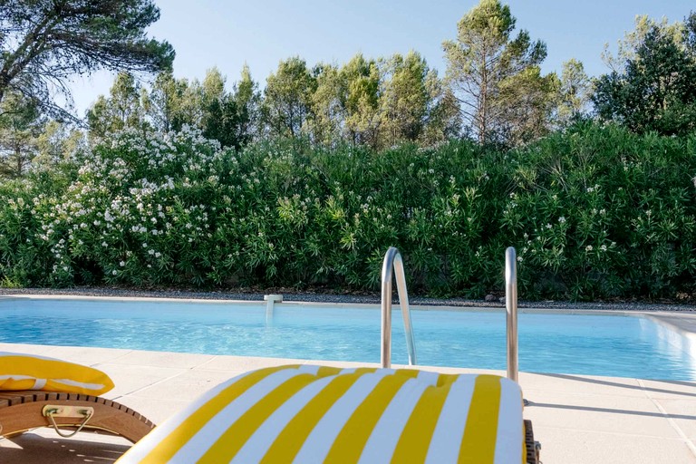 Vacation Rentals (France, --, Provence-Alpes-Côte d'Azur)