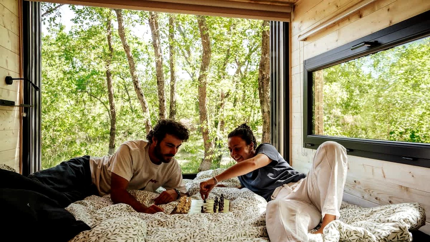 Peaceful Solar-Powered Cabin in the Heart of the Luberon, Provence