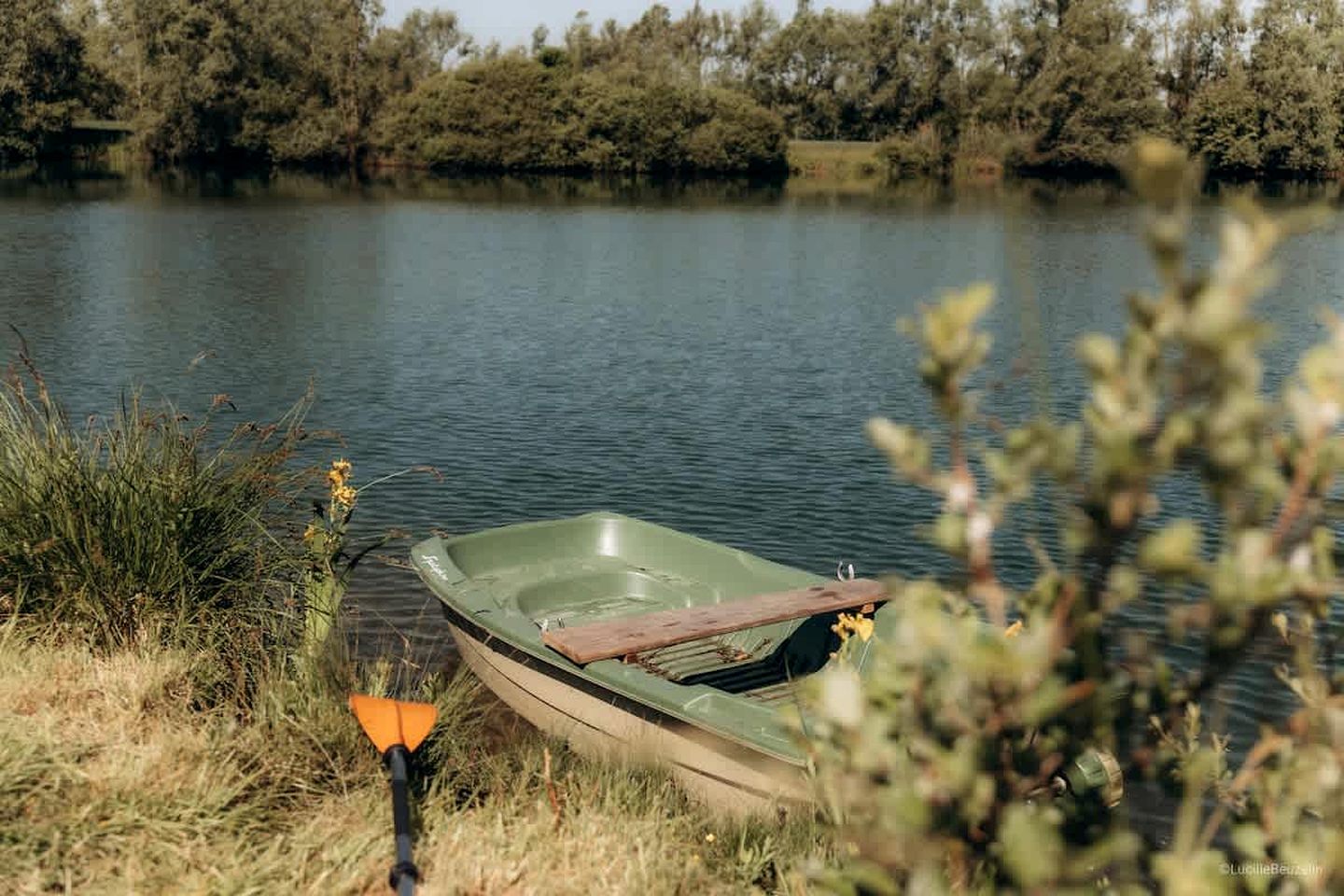 Idyllic Off-Grid Pondside Eco-Retreat with Swimming Pond, Close to Villeneuve-la-Guyard, France