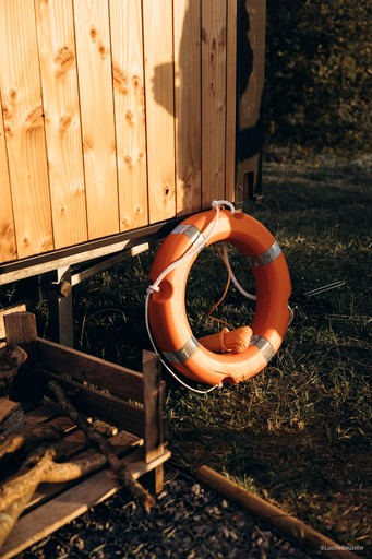 Tiny Houses (France, Villeneuve-la-Guyard, Bourgogne-Franche-Comté)