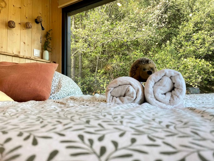 Vacation Rentals (France, Correns, Provence-Alpes-Côte d'Azur)