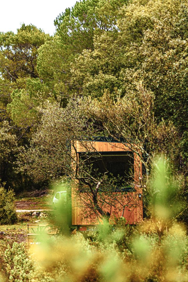 Charming Off-Grid Tiny Home with Olive Grove Views Near Correns, France