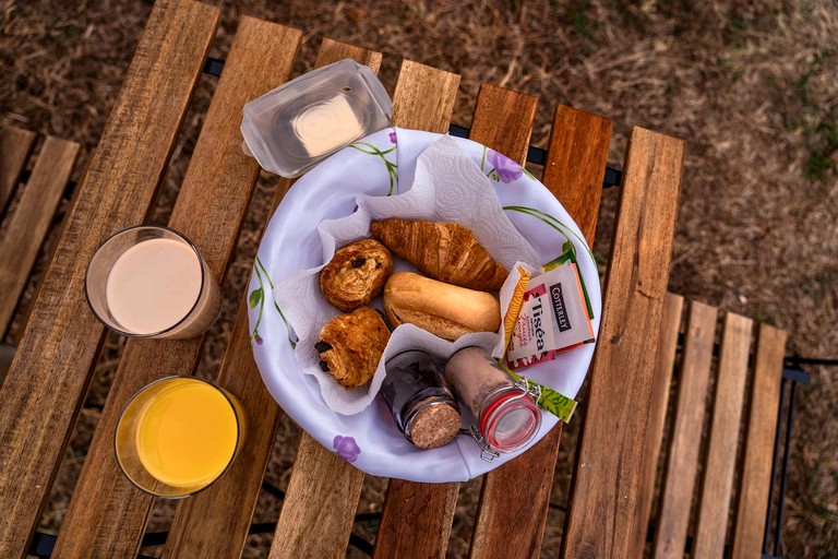 Vacation Rentals (France, --, Auvergne-Rhône-Alpes)