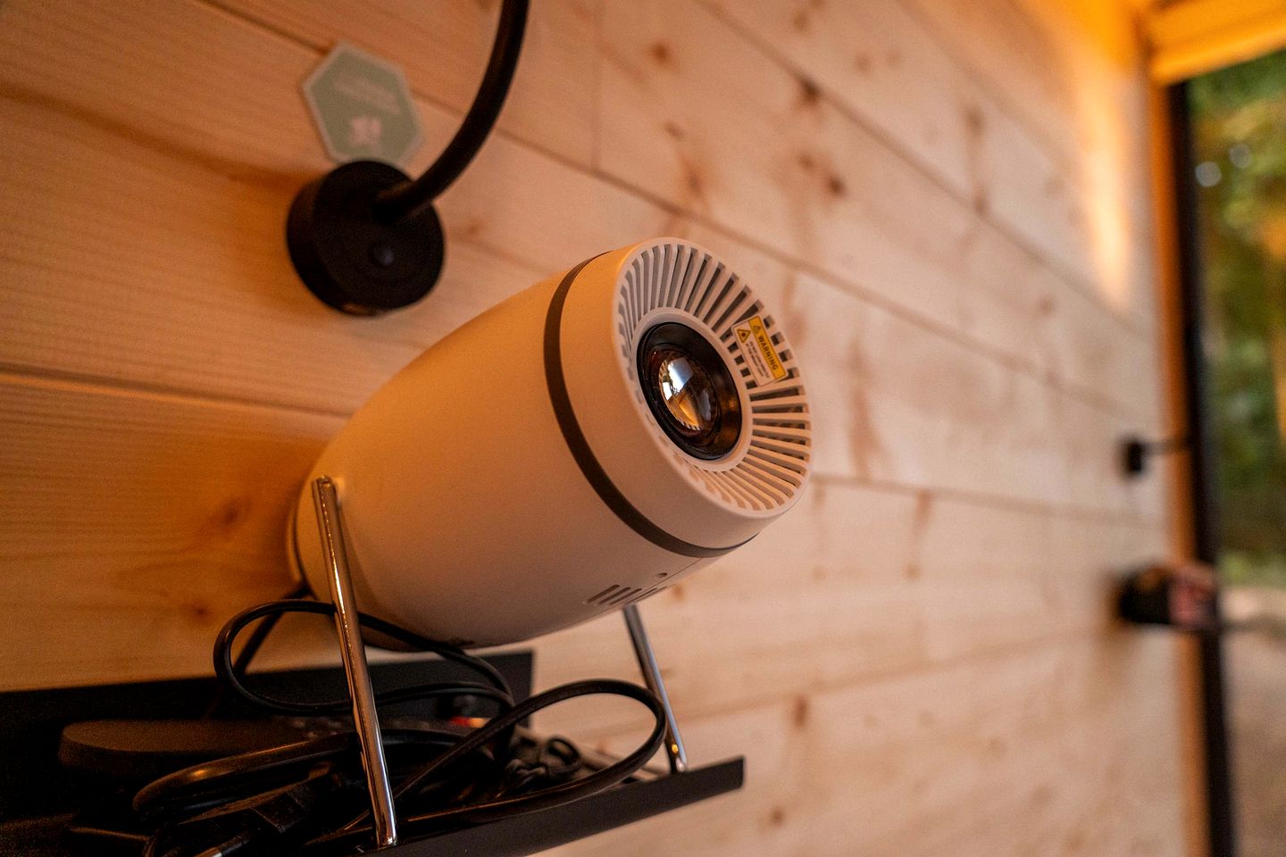 Panoramic Eco Tiny Home with Loire River Views near Château de la Roche, Pinay, France