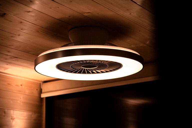 Vacation Rentals (France, --, Auvergne-Rhône-Alpes)