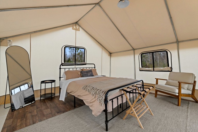 Cabins (United States of America, --, Florida)