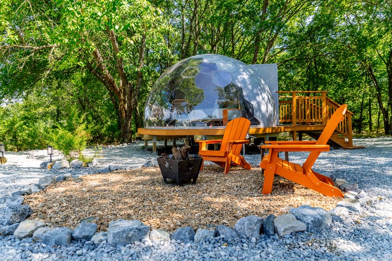 Cozy Glamping Retreat with Outdoor Shower & Fire Pit near Wolfe City, Texas