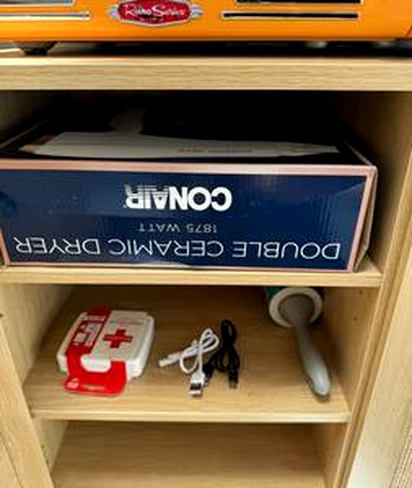 Cozy Glamping Retreat with Outdoor Shower & Fire Pit near Wolfe City, Texas