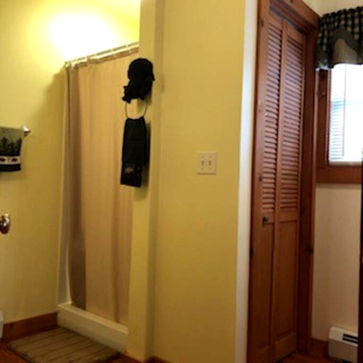 Cabins (United States of America, Croydon, New Hampshire)