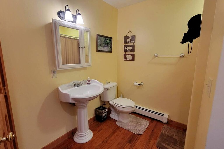 Cabins (United States of America, Croydon, New Hampshire)