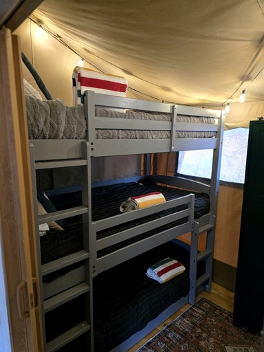Yurts (United States of America, Trenton, Georgia)