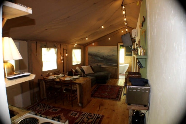 Yurts (United States of America, Trenton, Georgia)