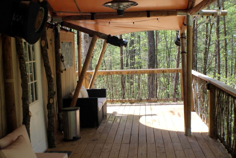 Yurts (United States of America, Trenton, Georgia)