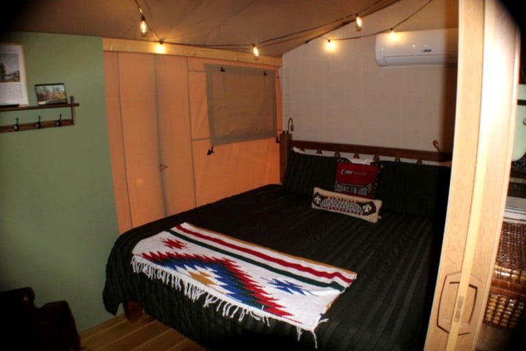 Yurts (United States of America, Trenton, Georgia)