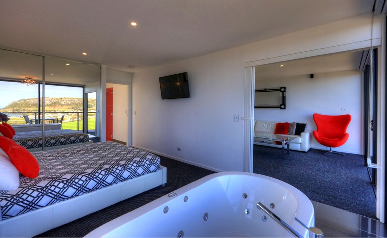 Nature Lodges (Stanley, Tasmania, Australia)