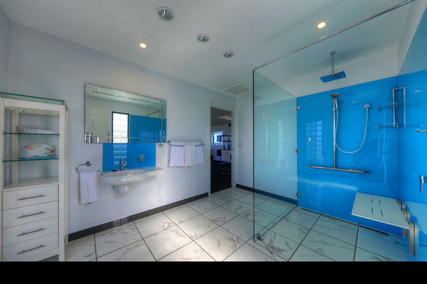 Upscale Holiday Accommodation for a Peaceful Getaway to Stanley, Tasmania