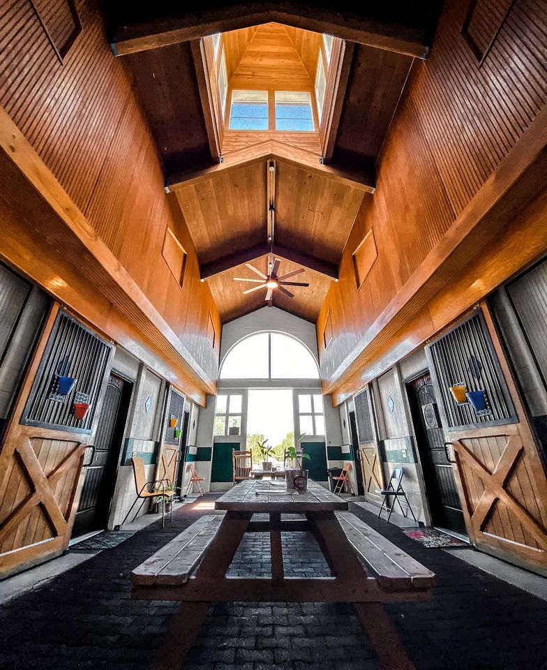 Rustic Horse Stall Suite B&B Near Nashville and has Private Bath, Loft Beds & Country Breakfast