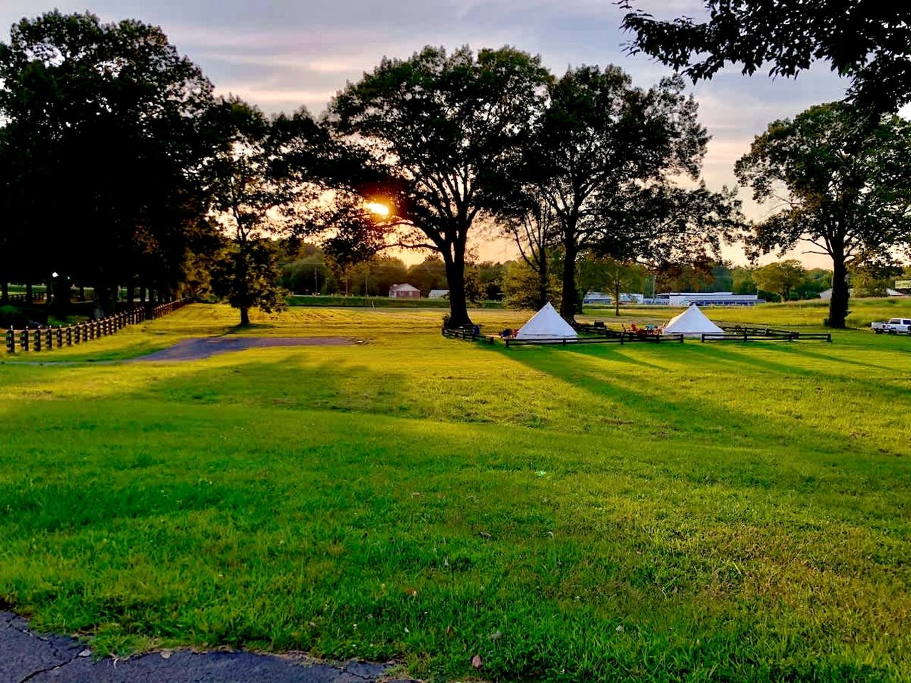 Charming Loft B&B with Private Bath & Country Breakfast near Old Hickory Lake – Gallatin, Tennessee