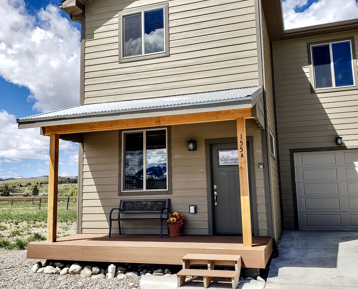 Modern Condominium with Pet-Friendly Drift Boat Parking near Madison River in Ennis, Montana