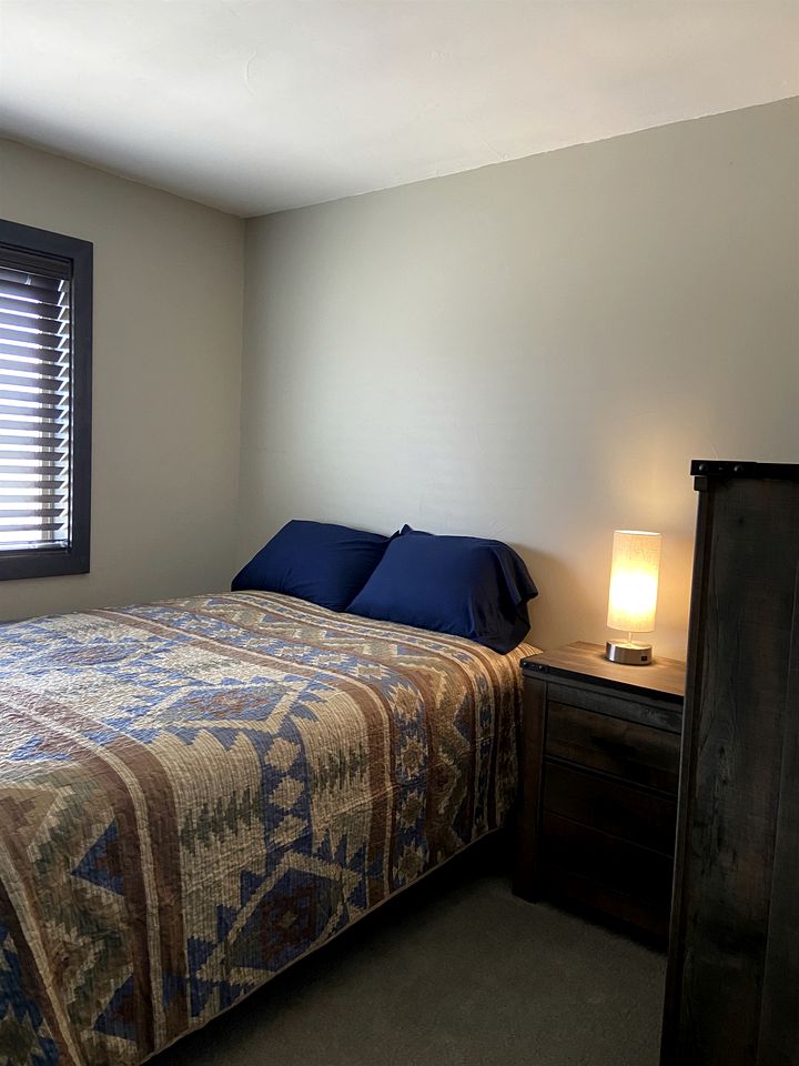 Modern Condominium with Pet-Friendly Drift Boat Parking near Madison River in Ennis, Montana