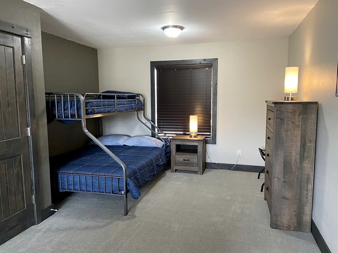 Vacation Rentals (United States of America, Ennis, Montana)