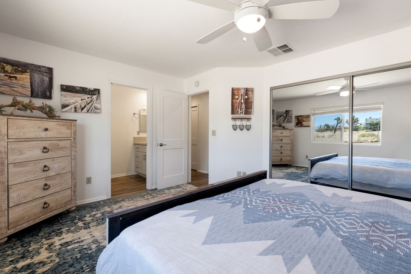 Comfortable Accommodation with Private Hot Tub for a Getaway in Joshua Tree, CA