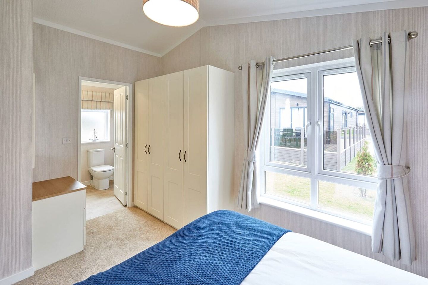 Cozy Spacious Lodge in Runswick for an Unforgettable Family Adventure on the Yorkshire Coast in England