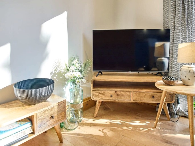 Vacation Rentals (United Kingdom, --, England)