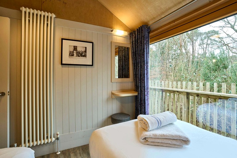 Cabins (United Kingdom, Wareham, England)