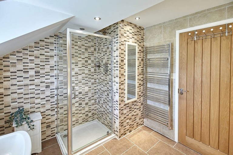 Spacious Holiday Home with Conservatory and Enclosed Garden near the Beach in Newton-by-the-Sea, Northumberland