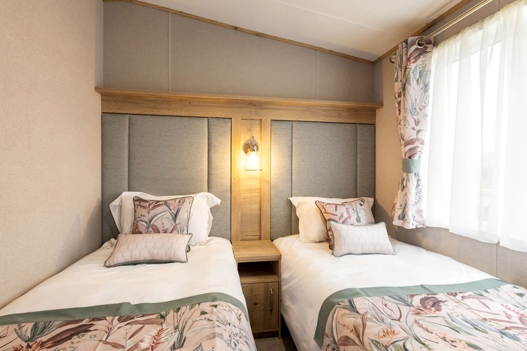 Vacation Rentals (United Kingdom, --, England)