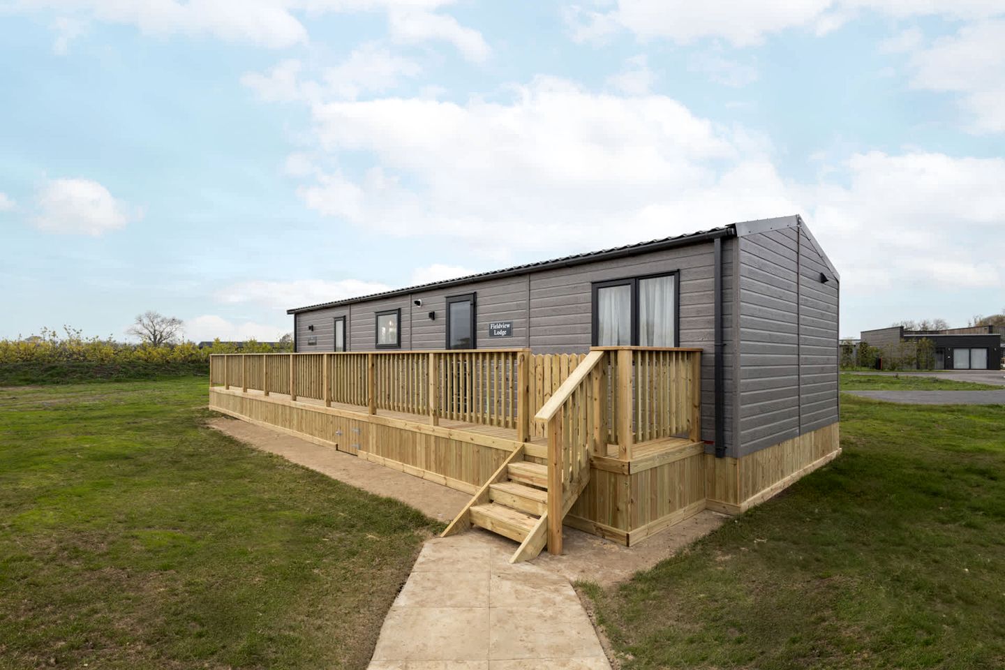 Luxurious Dog-Friendly Lodge with Beautiful Deck near the North York Moors National Park, England