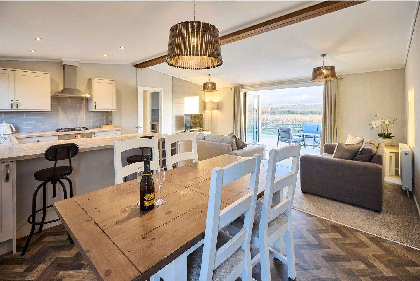 Tranquil Pet-Friendly Lodge with Sunken Hot Tub and Serene Views for a Peaceful Escape to the Countryside near Hexham, England