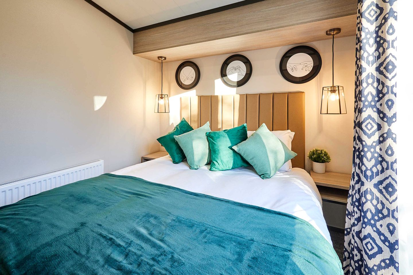 Stylish Dog-Friendly Lodge with Spacious Deck near Pickering in Scenic North Yorkshire