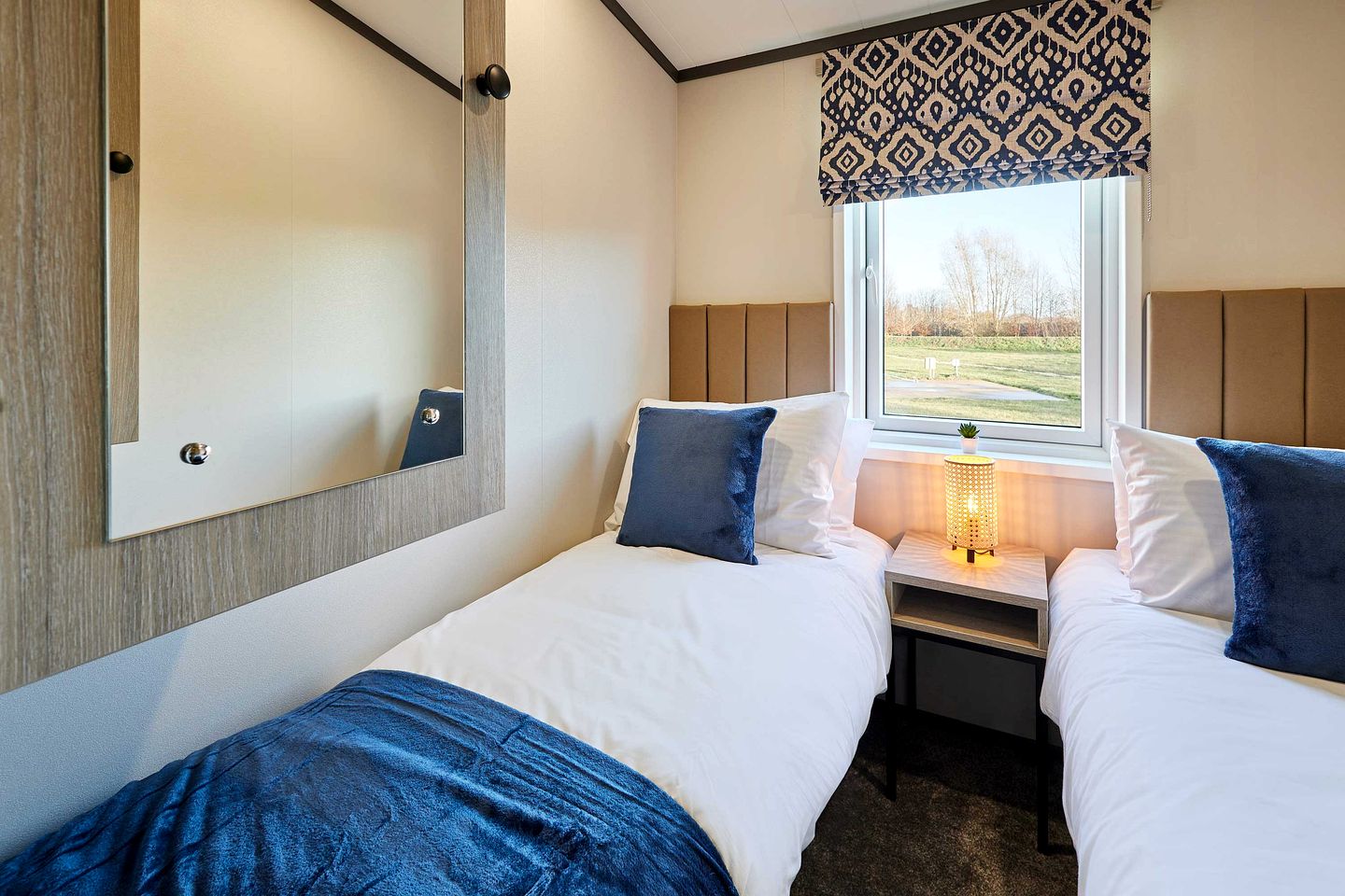 Stylish Dog-Friendly Lodge with Spacious Deck near Pickering in Scenic North Yorkshire