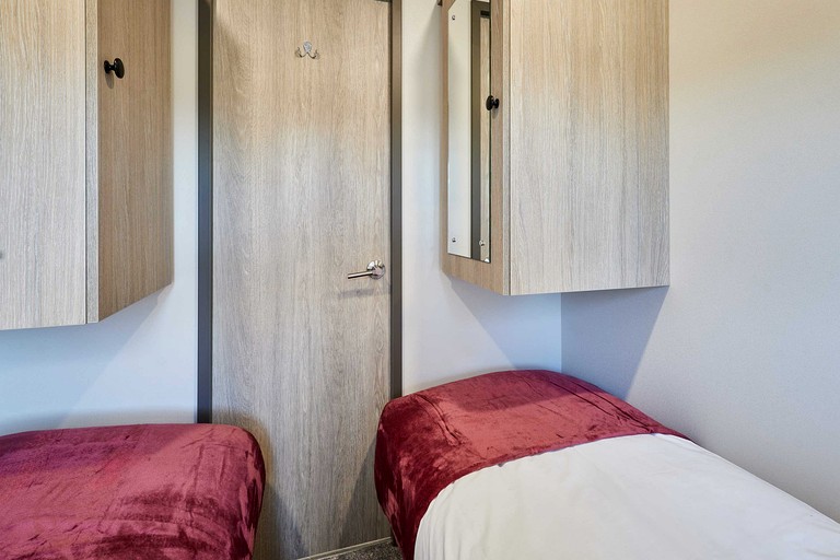 Vacation Rentals (United Kingdom, --, England)