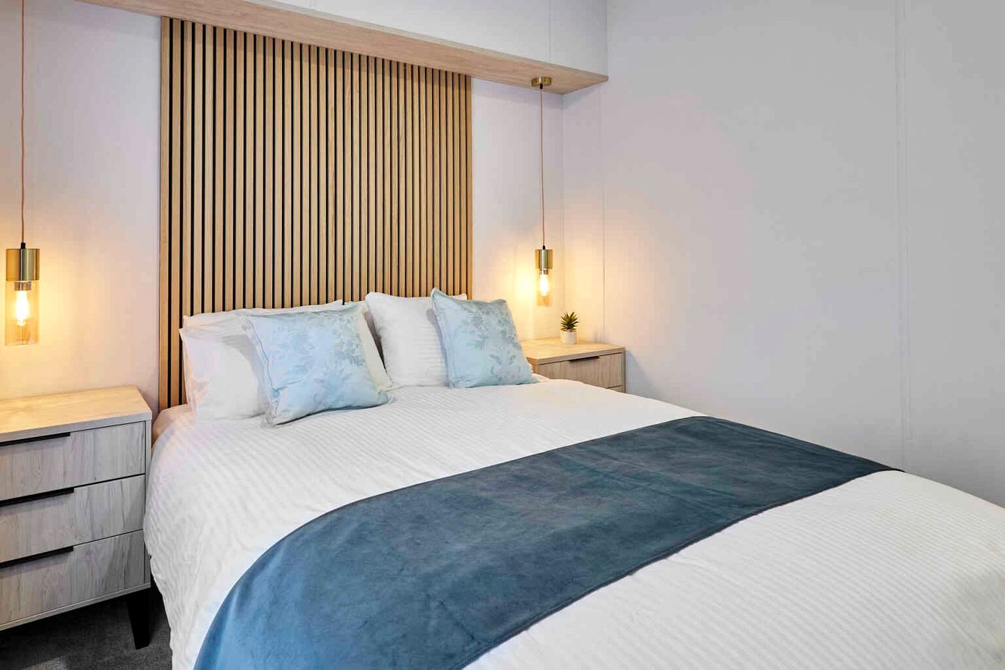 Luxury Lodge with Scenic Deck and Deer Views near Pickering in North Yorkshire