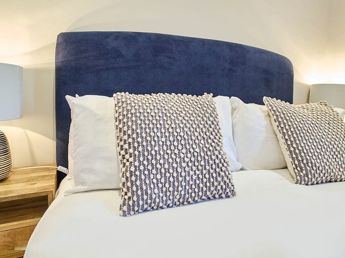 Vacation Rentals (United Kingdom, --, England)