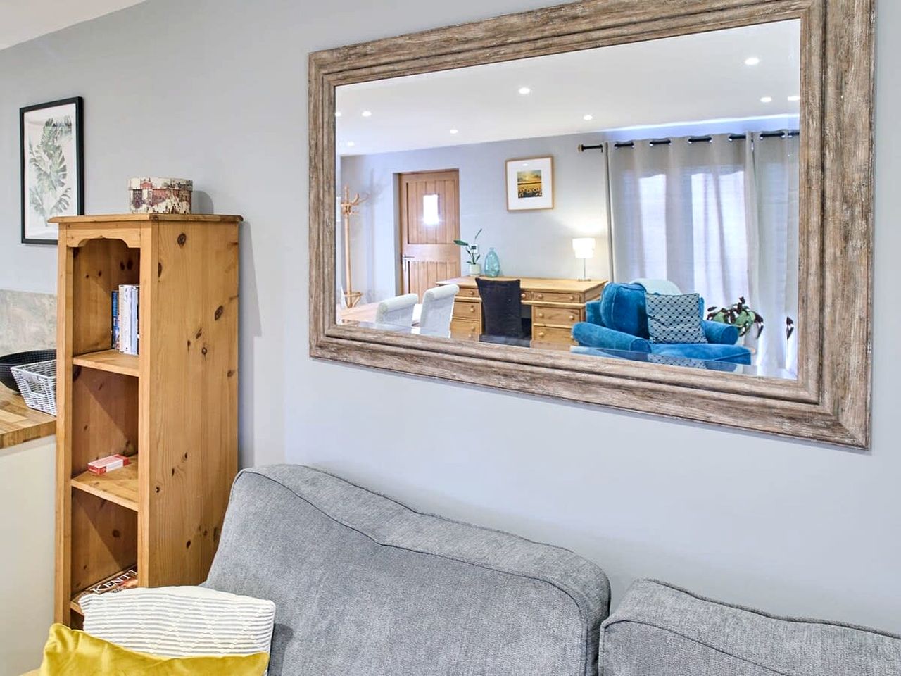 Charming Barn Stay with Orchard Views near Ashford, Kent