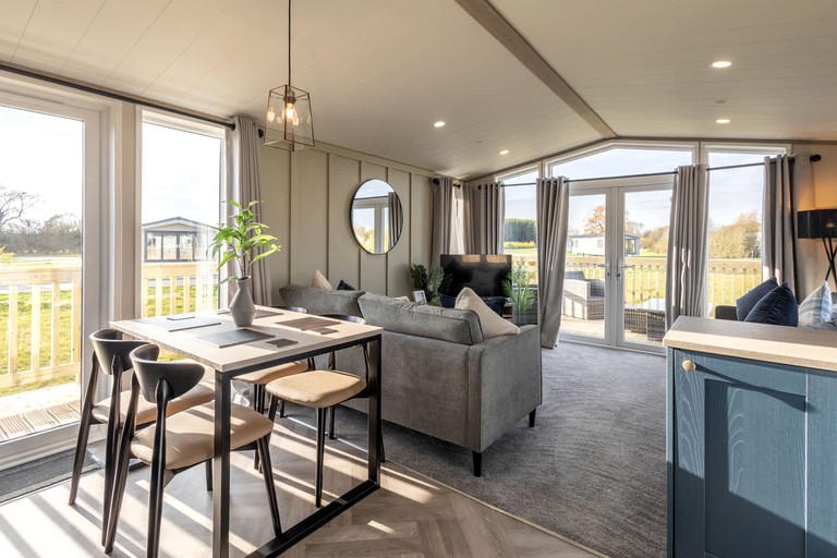 Vacation Rentals (United Kingdom, --, England)