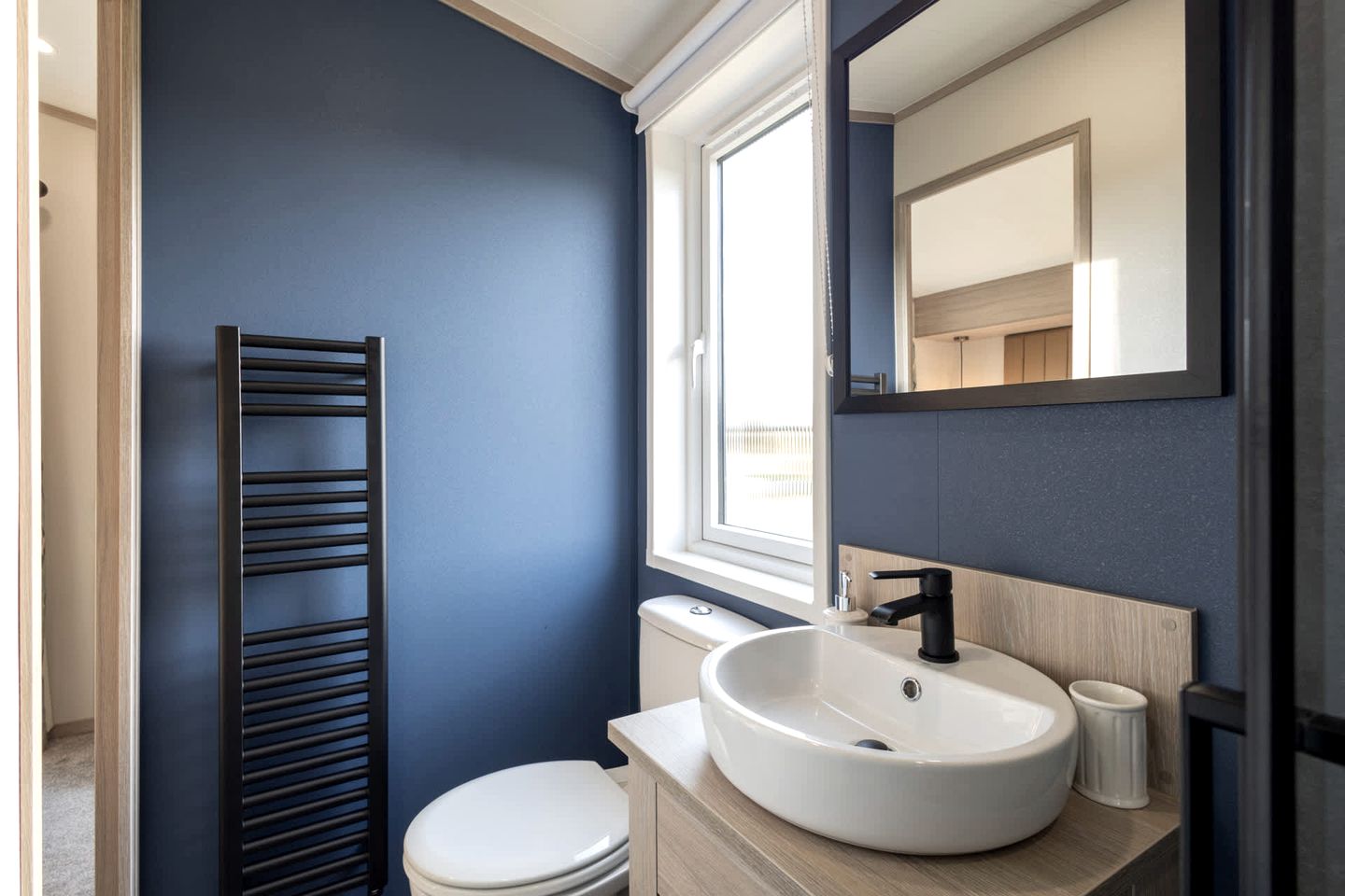 Spacious Lodge with Stunning Countryside Views for a Relaxing Getaway near Pickering, England