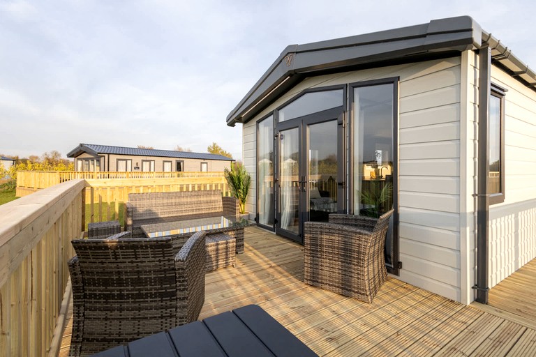 Spacious Lodge with Stunning Countryside Views for a Relaxing Getaway near Pickering, England