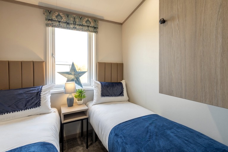 Vacation Rentals (United Kingdom, --, England)
