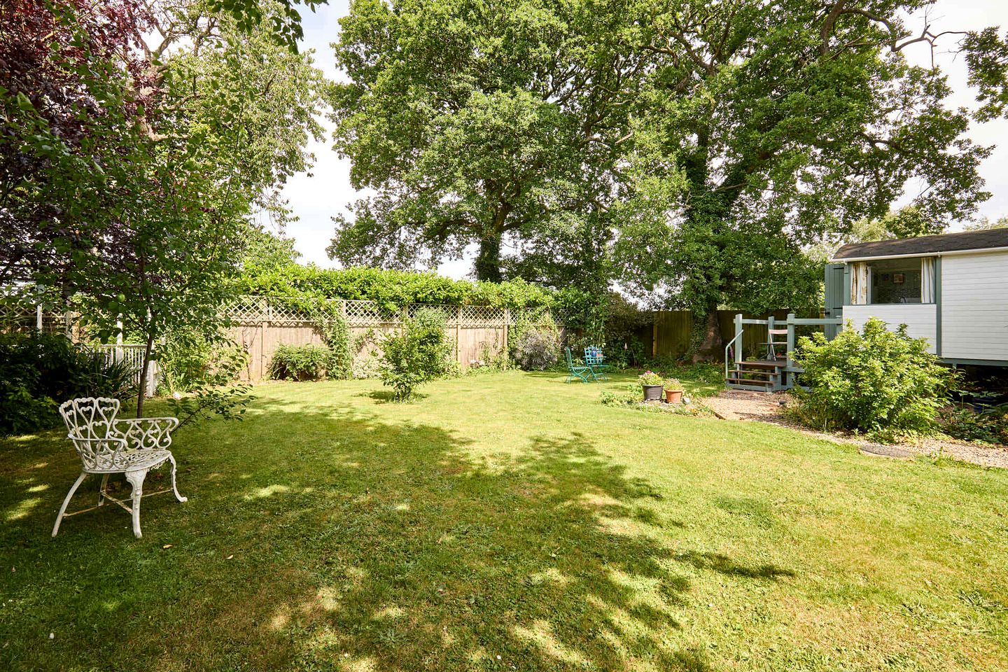 Charming Shepherd’s Hut with Countryside Views near Holt in Briston, Norfolk