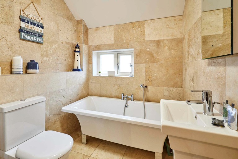 Vacation Rentals (United Kingdom, --, England)